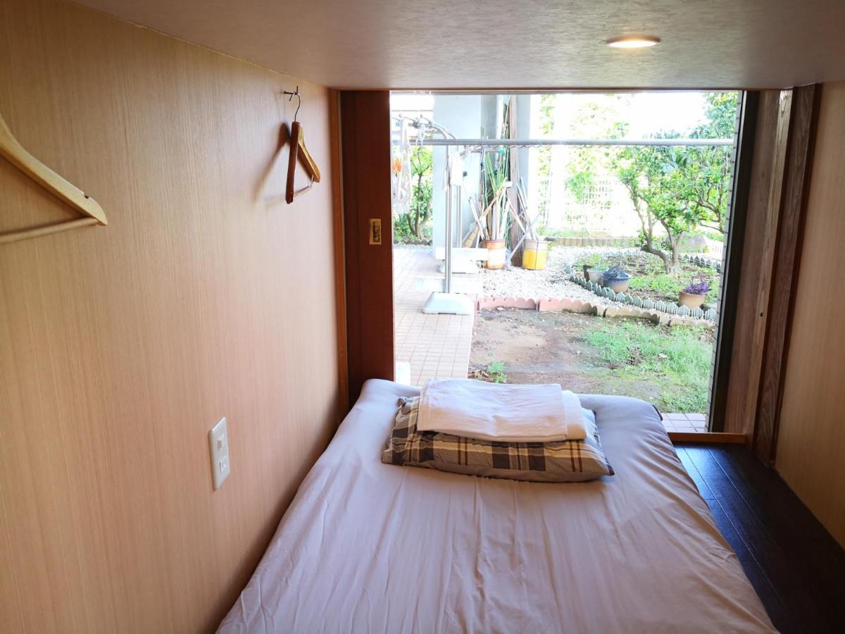 Atami Onsen Guest House Megumi Bagian luar foto