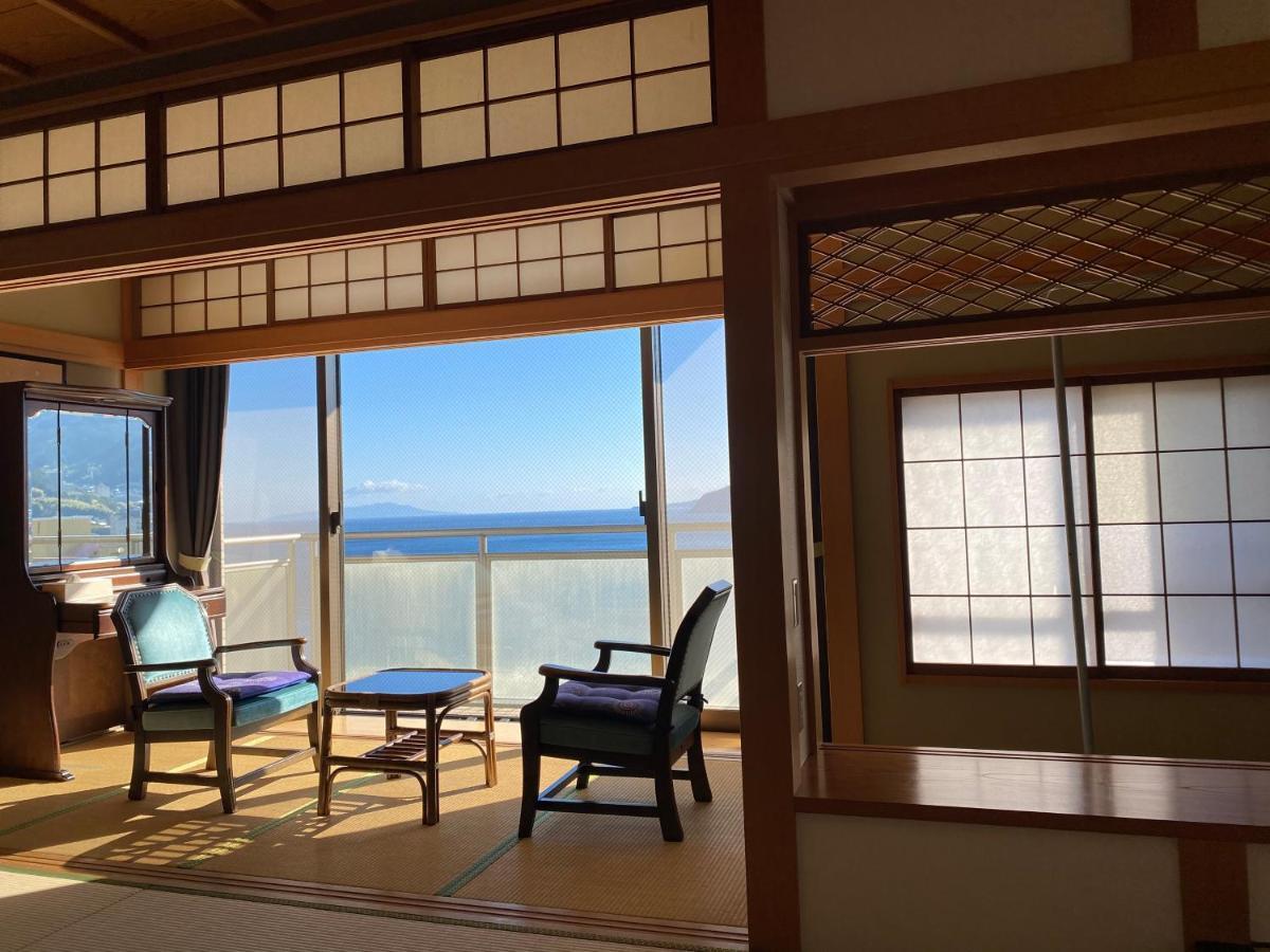 Atami Onsen Guest House Megumi Bagian luar foto