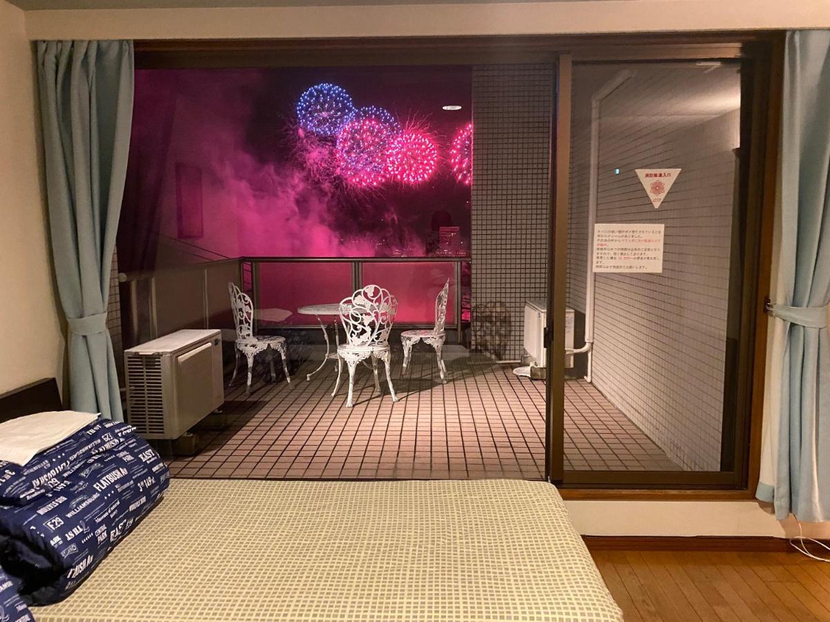 Atami Onsen Guest House Megumi Bagian luar foto
