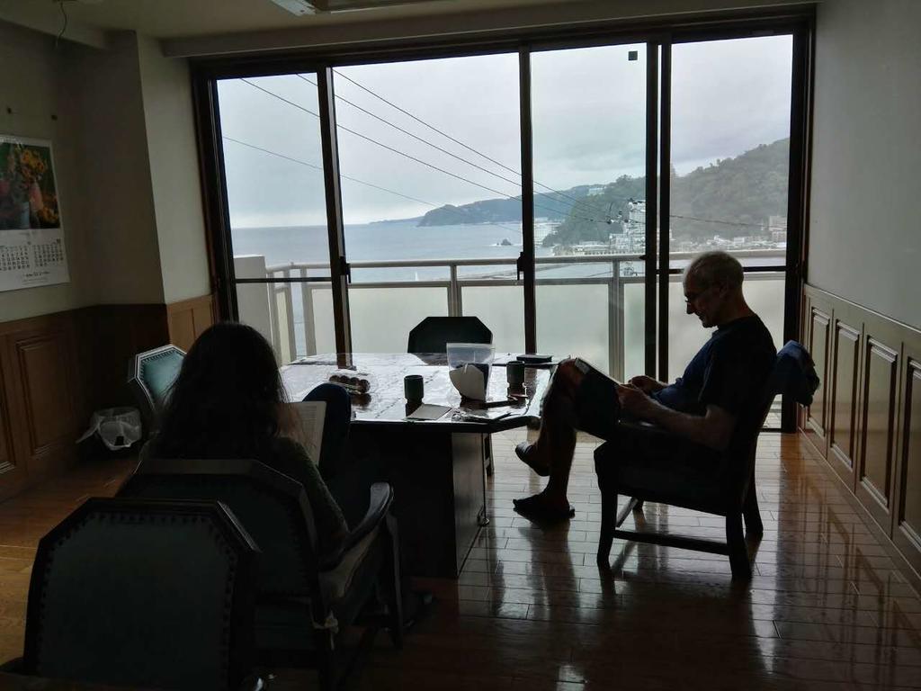 Atami Onsen Guest House Megumi Bagian luar foto